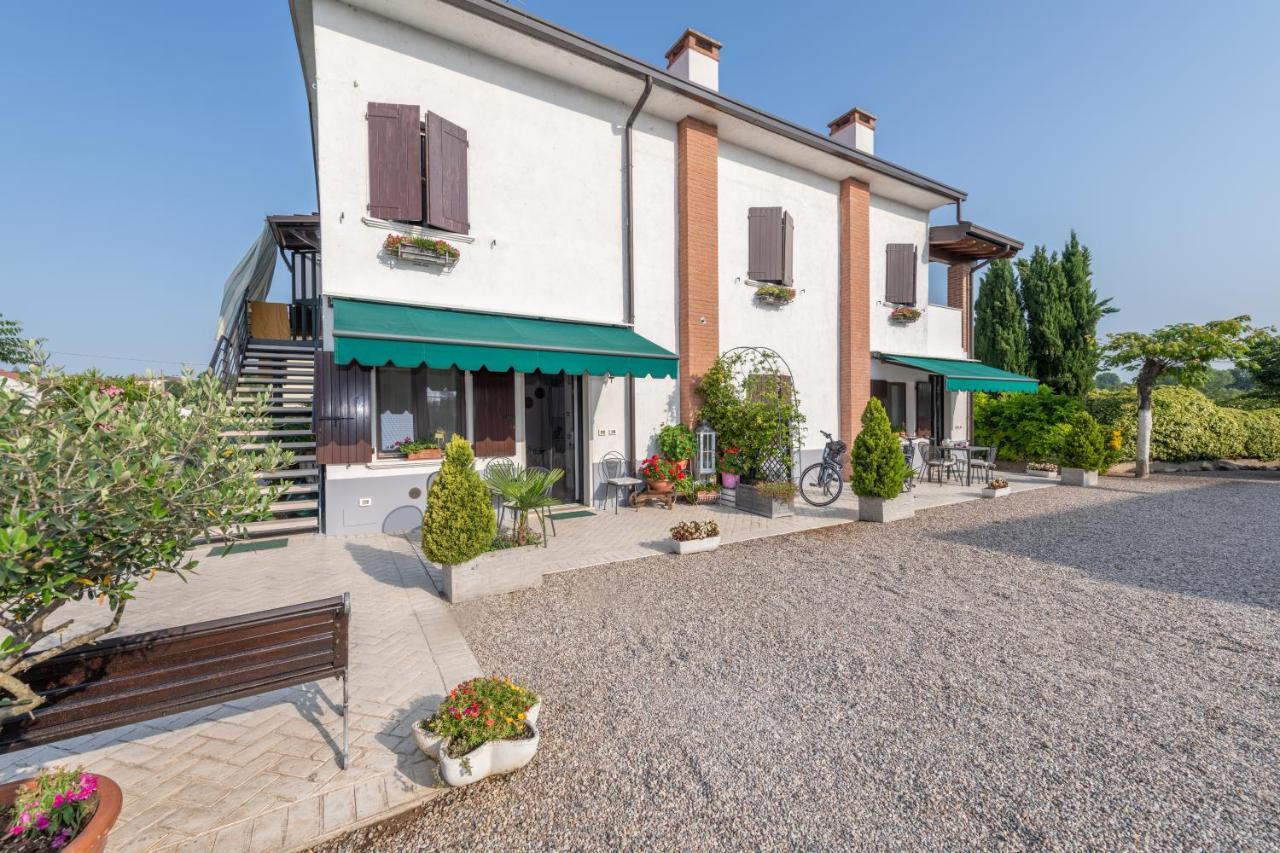 Casacobelli Villa Monzambano Bagian luar foto