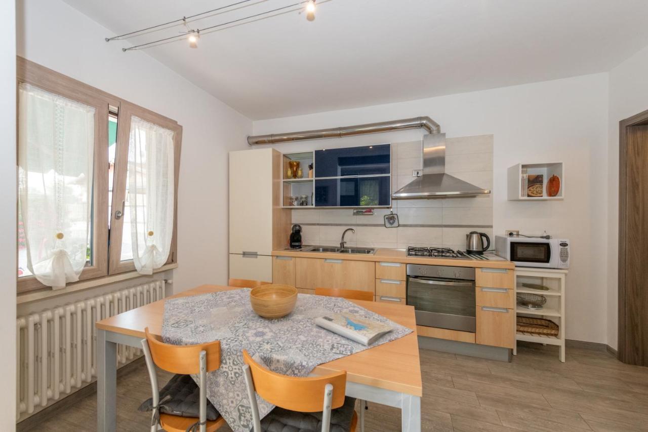 Casacobelli Villa Monzambano Bagian luar foto