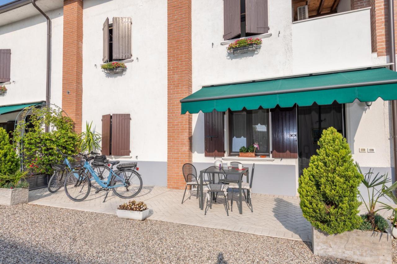 Casacobelli Villa Monzambano Bagian luar foto