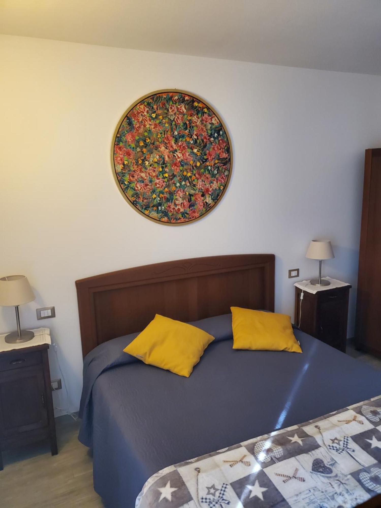 Casacobelli Villa Monzambano Bagian luar foto