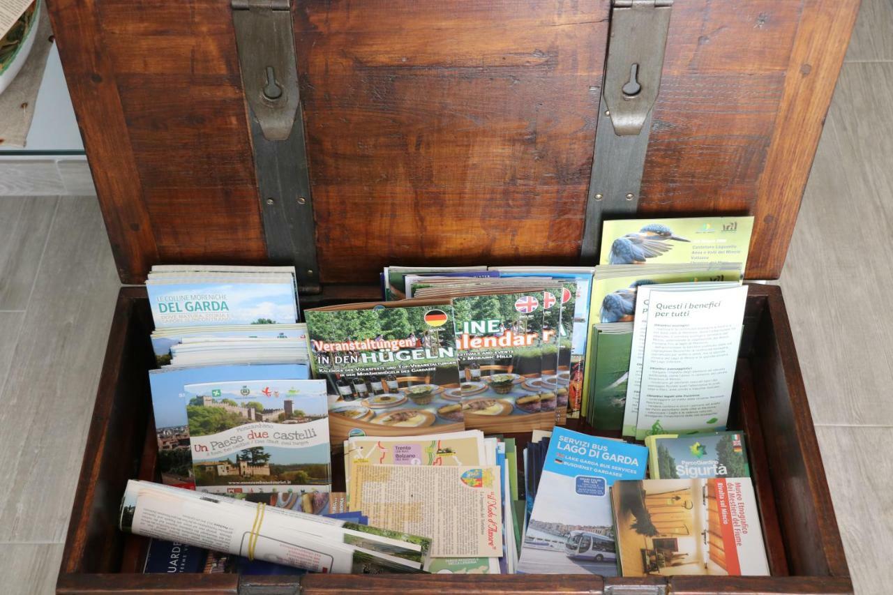 Casacobelli Villa Monzambano Bagian luar foto
